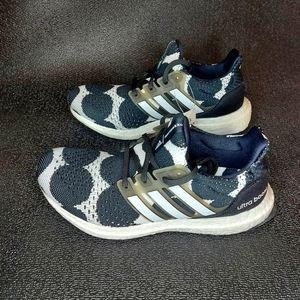 Adidas Ultraboost DNA x Marimekko brand new in box womens sneakers runners